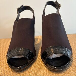 Lifestride Slingback Peep-toe Heels